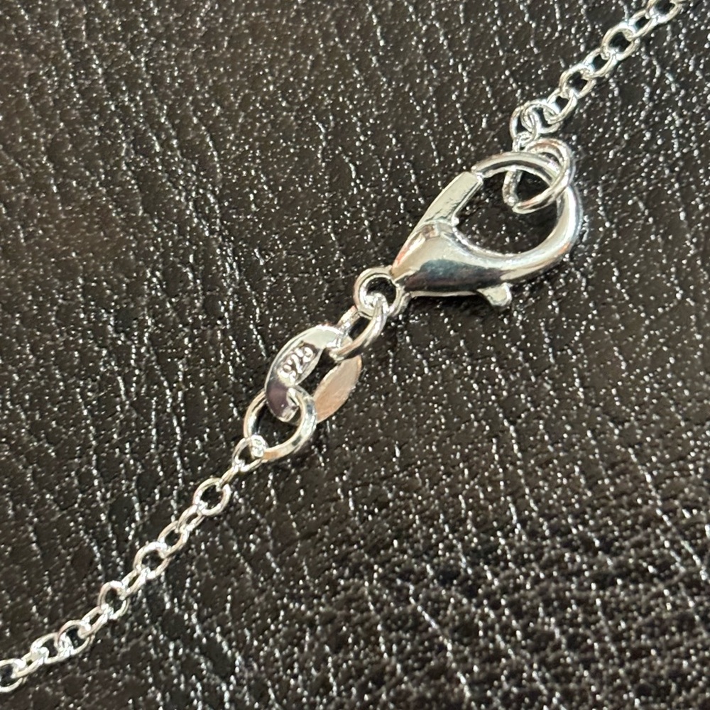 Elegant Silver and Red / Magenta Teardrop Necklace. NWT - Picture 5 of 6